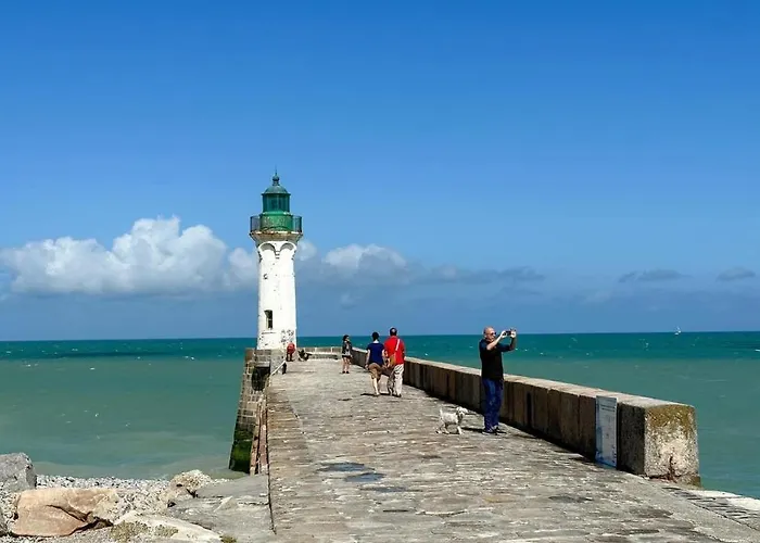 Villa La Corvette De St Val *